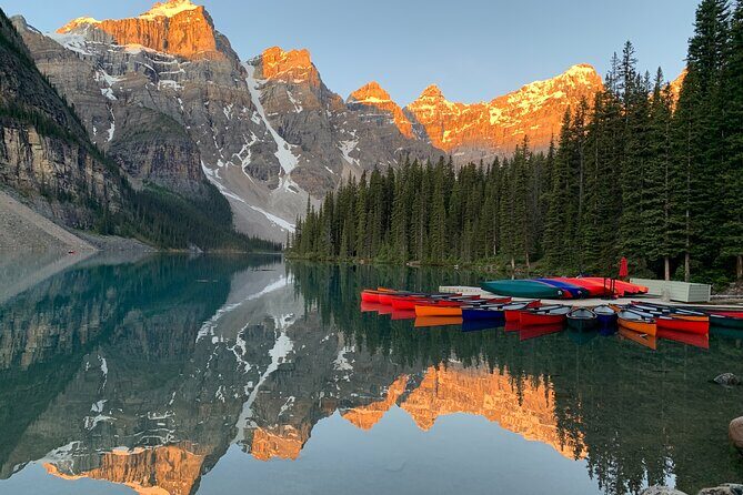 Private Tour Moraine Lake, Louise, Emerald & Johnston Canyon - Moraine Lake: The Iconic Glacial Jewel