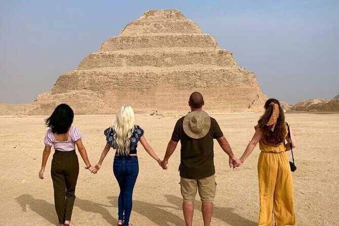 Private Tour of Giza Pyramids, Memphis,Sakkara,Dahshur with Lunch - Exploring the Pyramids of Dahshur