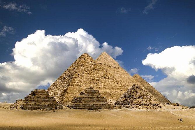 Private Tour To Pyramids of Giza Sphinx Valley Temple - The Valley Temple of Chephren