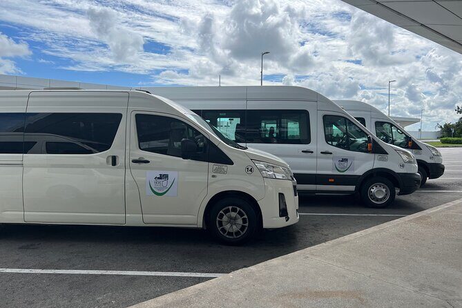Private Transfer from ATO Cancun to Hotel Zone - Airport Pickup Experience
