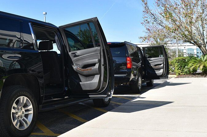 Private Transfer in a Luxury Vehicle to and/or from AUS Airport - FAQs