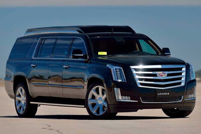 Private Transfer: Las Vegas to LAS Airport by Luxury SUV or Limousine up to 8 p - FAQ