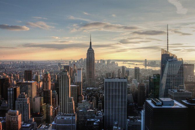 Private Transfer: New York to LaGuardia Airport LGA by Luxury SUV - Who Should Consider This Transfer?
