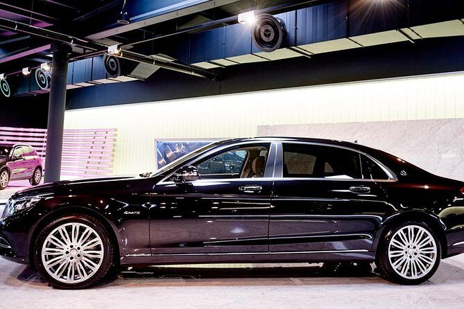 Private Transfer: Toronto Pearson Airport or Richmond Hill Black Car Service - The Sum Up