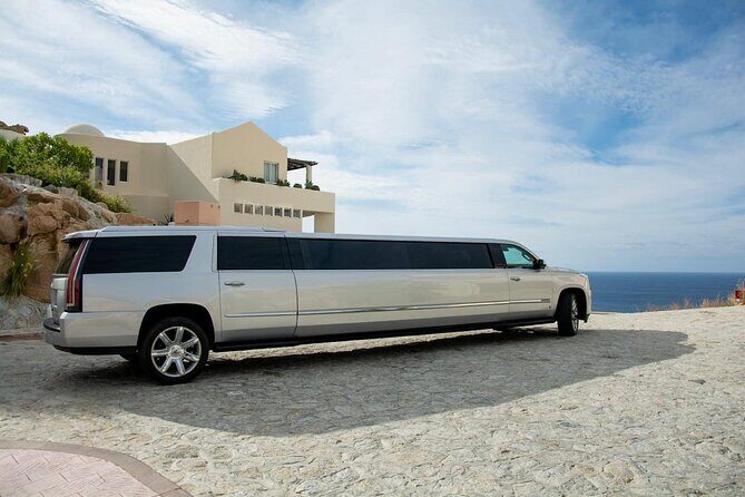 Private Transportation Cabo Airport Shuttle - The Experience of Meeting Your Driver