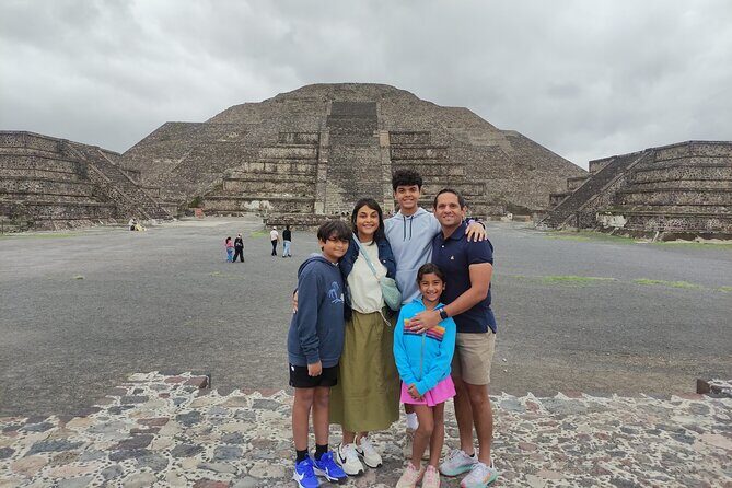Private Transportation & Guide: Hourly service in Mexico City - In-Depth Look at What to Expect