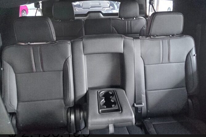 Private Transportation to Mexico City Airport - The Vehicle and Amenities