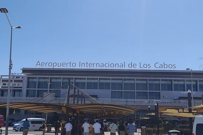 Private Trip From Airport to San Jose Del Cabo Hotels RT - The Journey: From Plane to Hotel