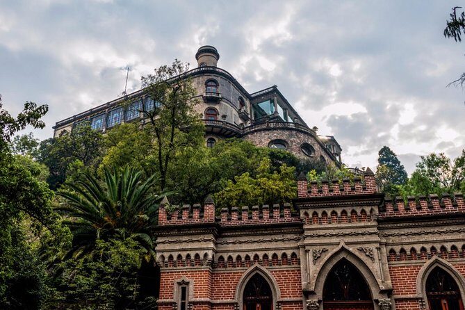 Private Walking Tour Anthropology Museum & Chapultepec Castle - An In-Depth Look at the Tour Experience