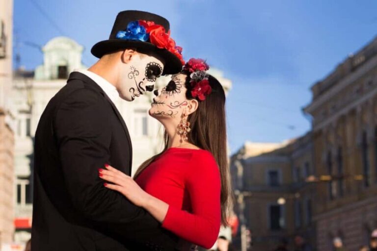 Private Walking Tour Oaxaca Day of the Dead Altars - Who Should Consider This Tour?