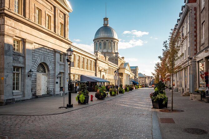Private Walking Tour of Old Montreal - Discovering Old Montreal: What the Tour Offers