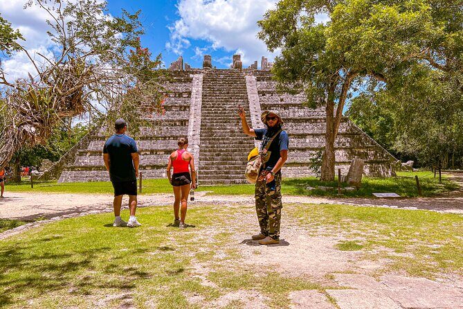 Private World Wonder Discovery Tour in Chichen Itza, Cenote and Valladolid - Authentic Experiences and Genuine Value