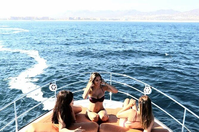 Private Yacht Cruise 3 Hours ALL INCLUSIVE price is DEPOSIT only - Who Should Book This Tour?