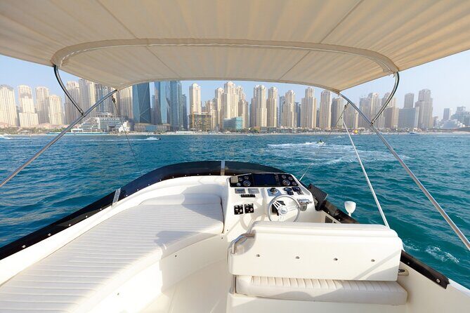 Private Yacht Cruising Rental from Dubai Marina - The Onboard Experience: Comfort and Convenience