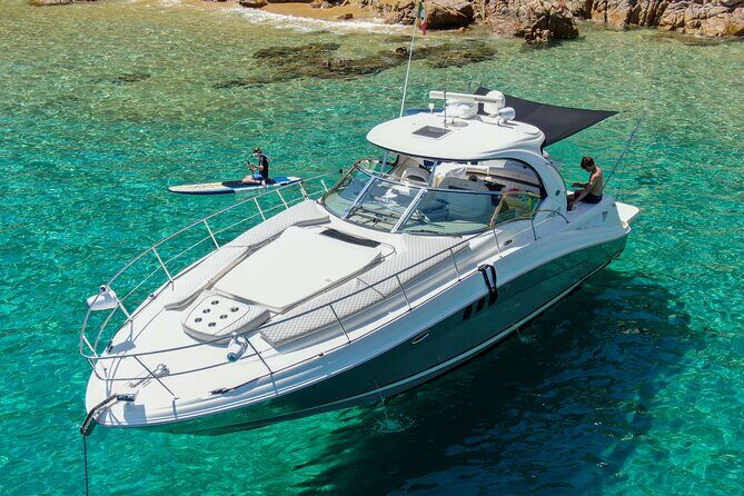 Private Yacht Sea Ray all-inclusive charter in Cabo - The Itinerary In-Depth