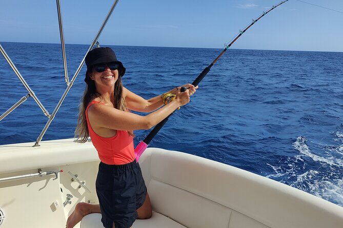 Private Yacht Ultimate Fishing and Snorkeling Adventure - 6 Hours - The Crew and Service
