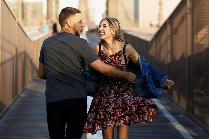 Professional Photoshoot at Brooklyn Bridge in New York - The Experience in Action