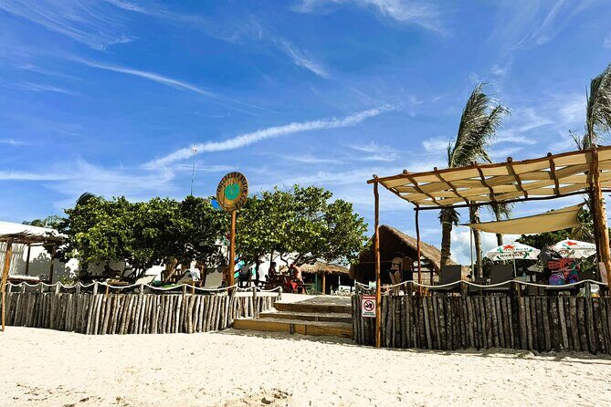 Progress Cocoloba V.I.P open bar and food included Beach club - Who Is This Tour Best For?