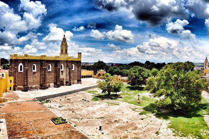 Puebla and Cholula Day Trip from Mexico City - Transportation and Group Size