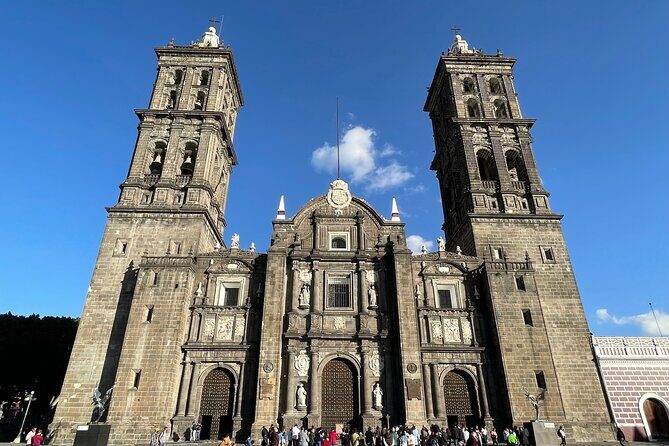 Puebla, Cholula & Tonantzintla Day Tour - Transportation & Group Dynamics