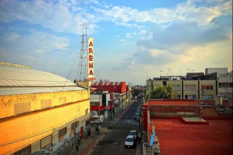 Puebla: Iconic Pro Wrestling Show with Dinner & Drink - Practical Details