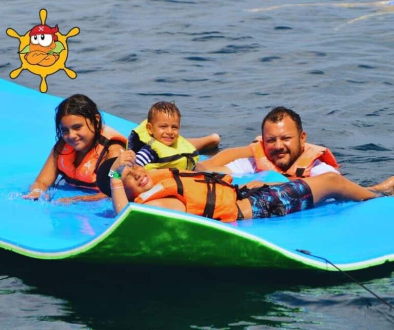 Puerto Vallarta: Catamaran to Arcos, Colomitos and Animas - Who Should Consider This Tour?