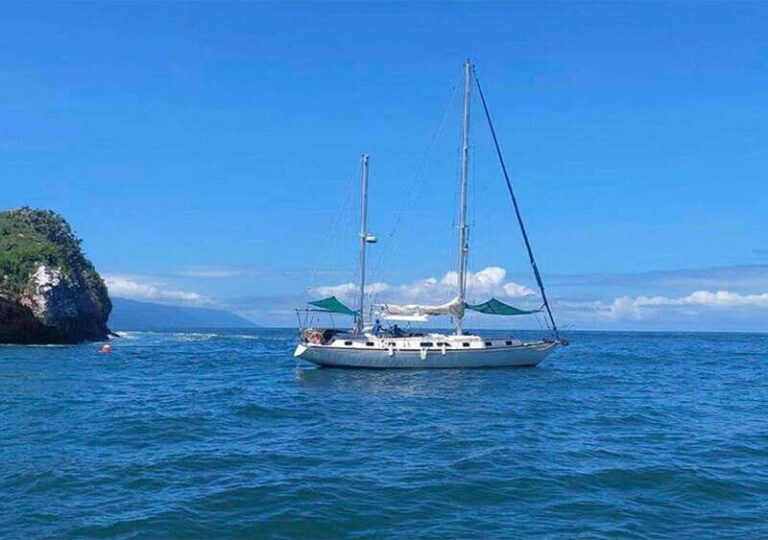 Puerto Vallarta: Private Sail, Snorkel and Beach - The Practical Details