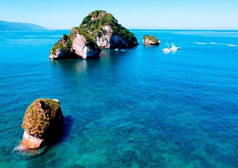 Puerto Vallarta: South Shore Sail, Snorkel and Beach - What’s Included and What’s Not