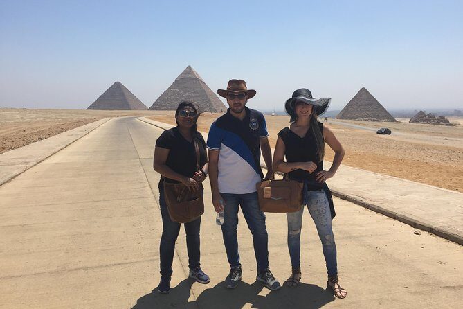 Pyramids of Giza,Egyptian Museum & Khan El Khalili Bazaar day tour - Exploring the Pyramids of Giza