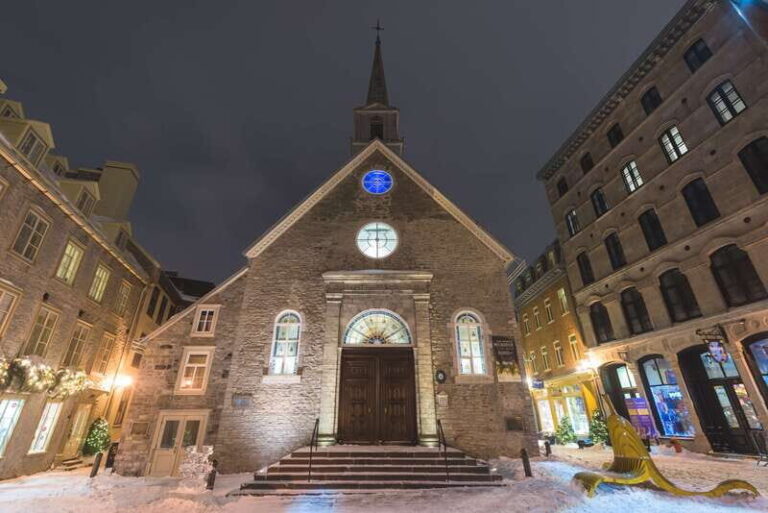 Quebec City: Christmas Magic Walking Tour in Old Quebec - Who Should Consider This Tour?