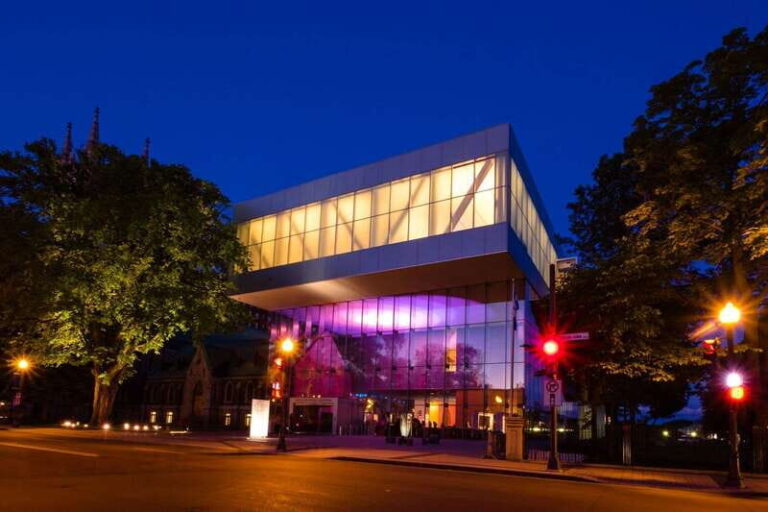 Quebec City: MNBAQ National Fine Arts Museum Entry Ticket - The Blockbuster Exhibitions and Special Shows