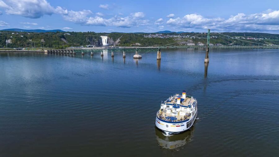 Québec City: Weekend River Brunch Cruise - Who Is It Best For?