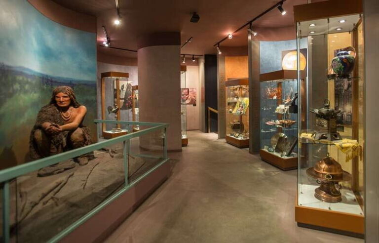 Quebec: Cuivres A. Gilles - (Free Entry) Fee for Workshop - Exploring the World of Copper Art in Quebec