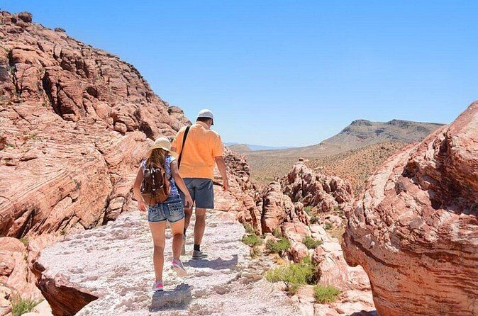 Red Rock Canyon Small Group Tour from Las Vegas - The Experience of Transportation and Group Size