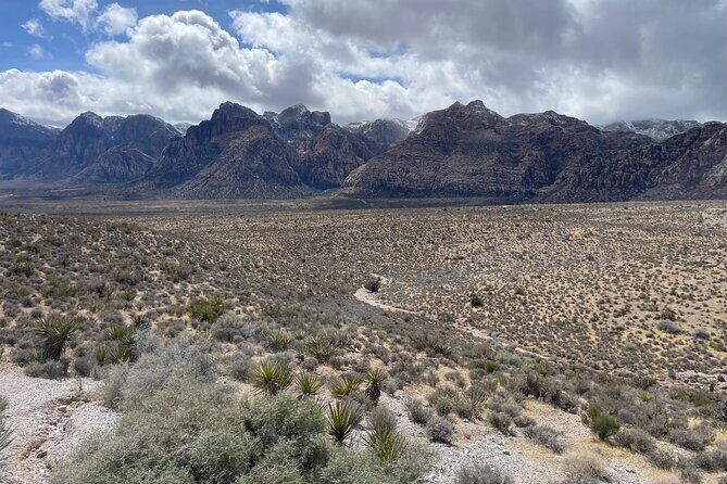Redrock Hikes Come See Our South West Historic Beauty - An In-Depth Look at the Redrock Hikes Tour