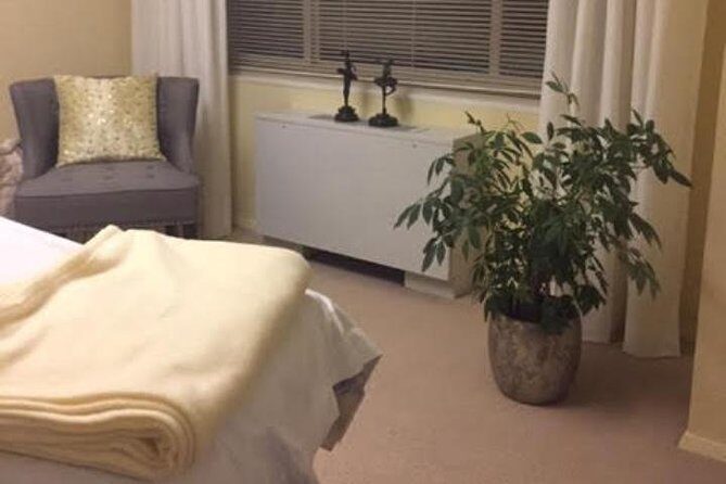 Reiki Energy Healing Session - What You Can Expect: A Breakdown of the Experience