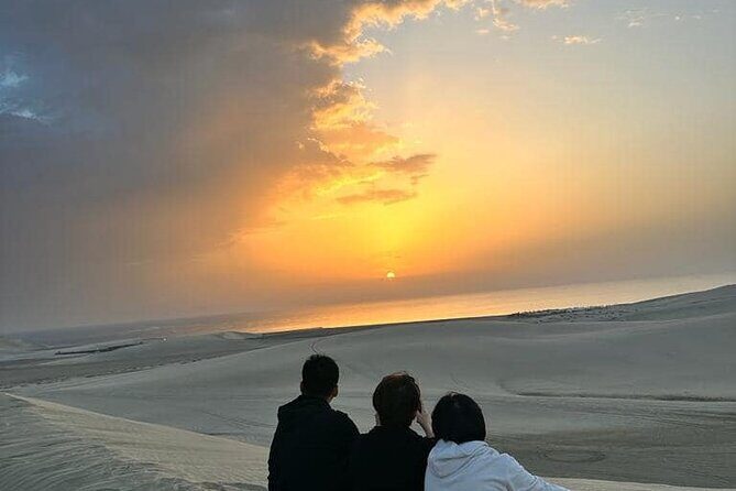 Relax on the Aladdin's carpet & inhale the magical sunset - Summary of the Pros and Cons