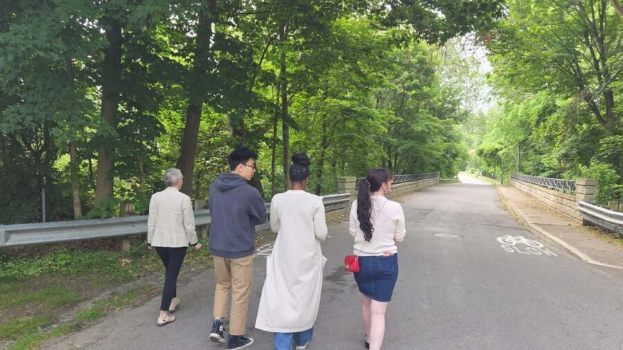 RiverBrink Art Museum: Historical Walking Tour of Queenston