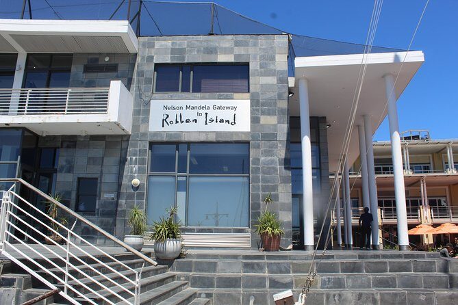 Robben Island Nelson Mandela's Prison Museum and Table Mountain Plus All Tickets - Transport, Timing, and Group Size