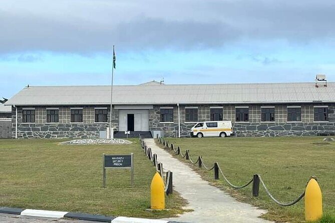 Robben Island, Table Mountain and kirstenbosch from Cape Town - Practical Considerations and Value