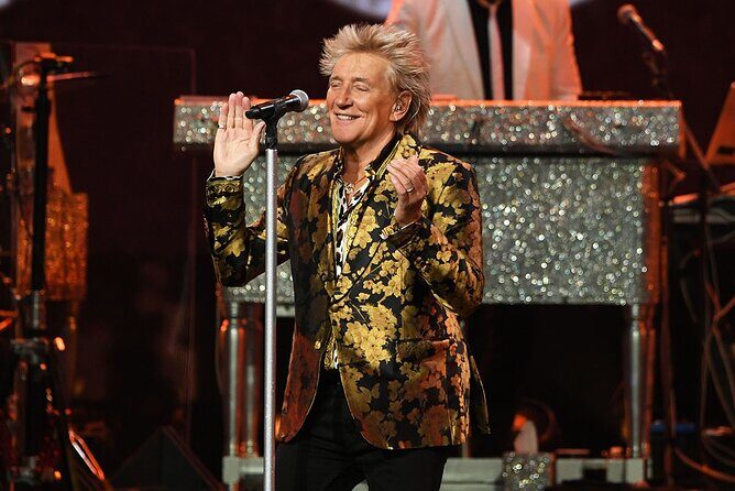 Rod Stewart: The Encore Shows at The Colosseum at Caesars Palace - What You Can Expect During the Show
