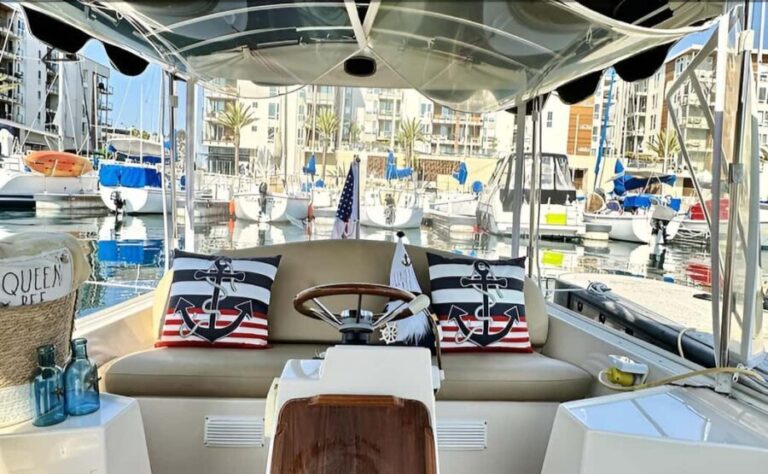 Romantic Boat Cruise with Wine & Cheese or Surprise Dinner - An Introduction to the Experience