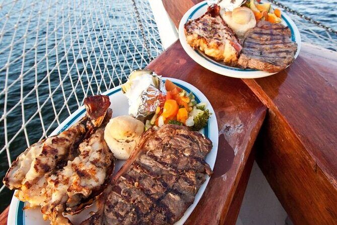 Romantic Dinner in the Spanish Galeon with Sax in Cancun. Lobster & Beef menu. - Live Saxophone Music: Setting the Mood
