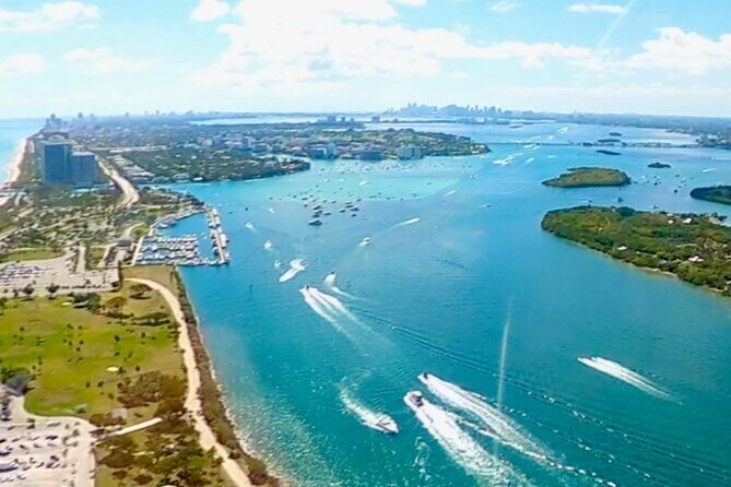 Romantic Miami 50-Min Plane Tour With Champagne - What Makes This Tour Stand Out?