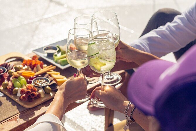 Romantic Sailboat Sunset: Live Music, Premium Bar & Dinner -Cabos - What You Need to Know