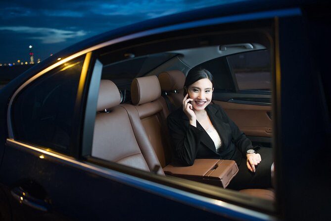 Round Trip :- Private Transfer Between Toronto Airport and Niagara Falls Canada - The Practical Details of the Transfer