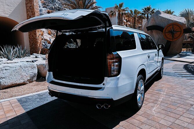 Roundtrip Deluxe Suburban Transportation - Who Will Love This Service?