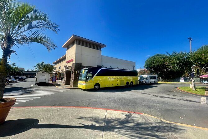 Roundtrip Shuttle from Waikiki Hotels-Waikele Premium Outlets - Exploring Waikele Premium Outlets
