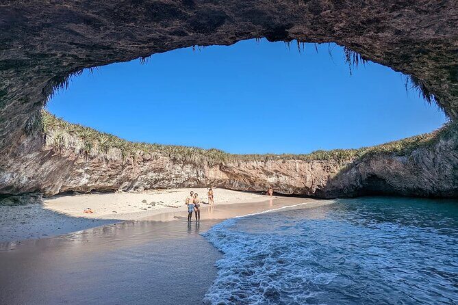 Sail to Playa Escondida in Puerto Vallarta with Food and Snorkeling - In-Depth Look at the Itinerary