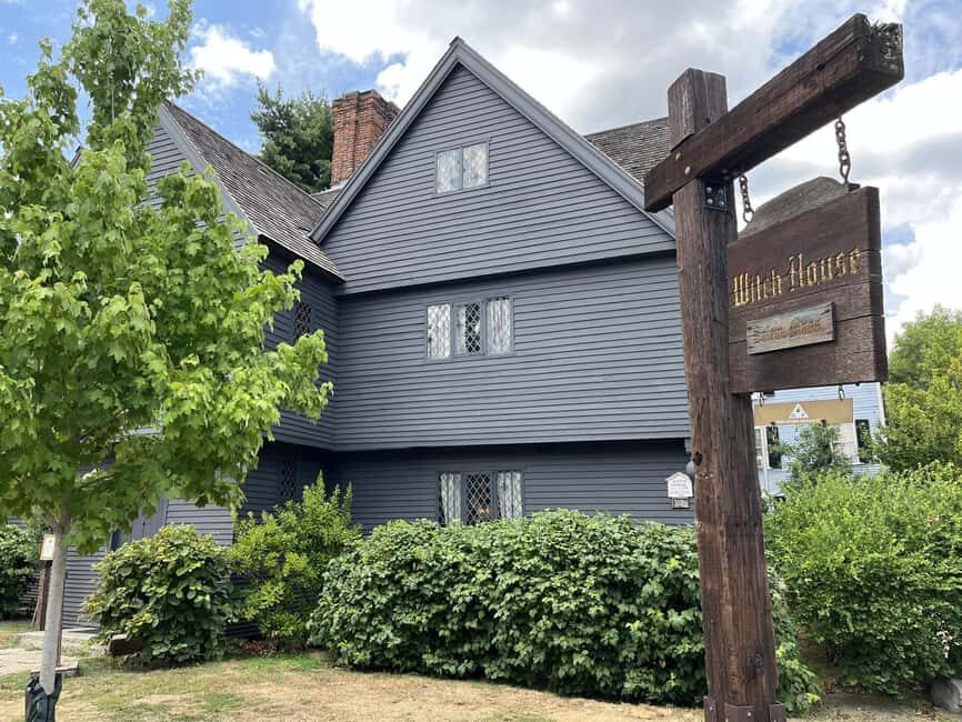 Salem Witch Tour from Boston by Train - Museum Choices: Education and Reflection